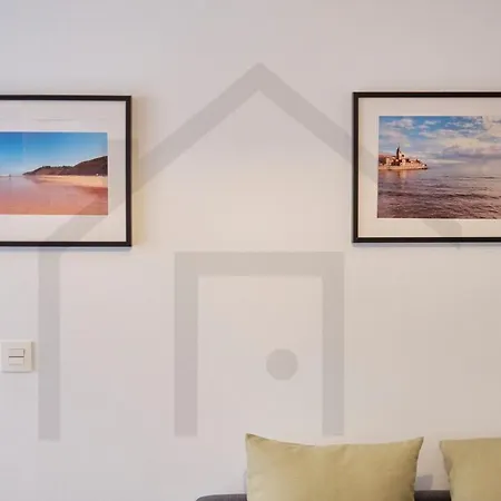 Cervantes - Apartamento A Estrenar Con Parking * Gijon