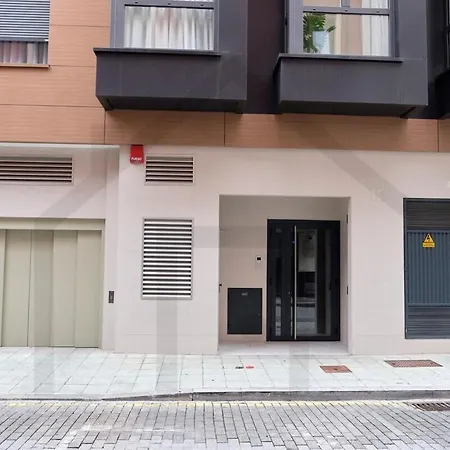 Cervantes - Apartamento A Estrenar Con Parking * Gijon